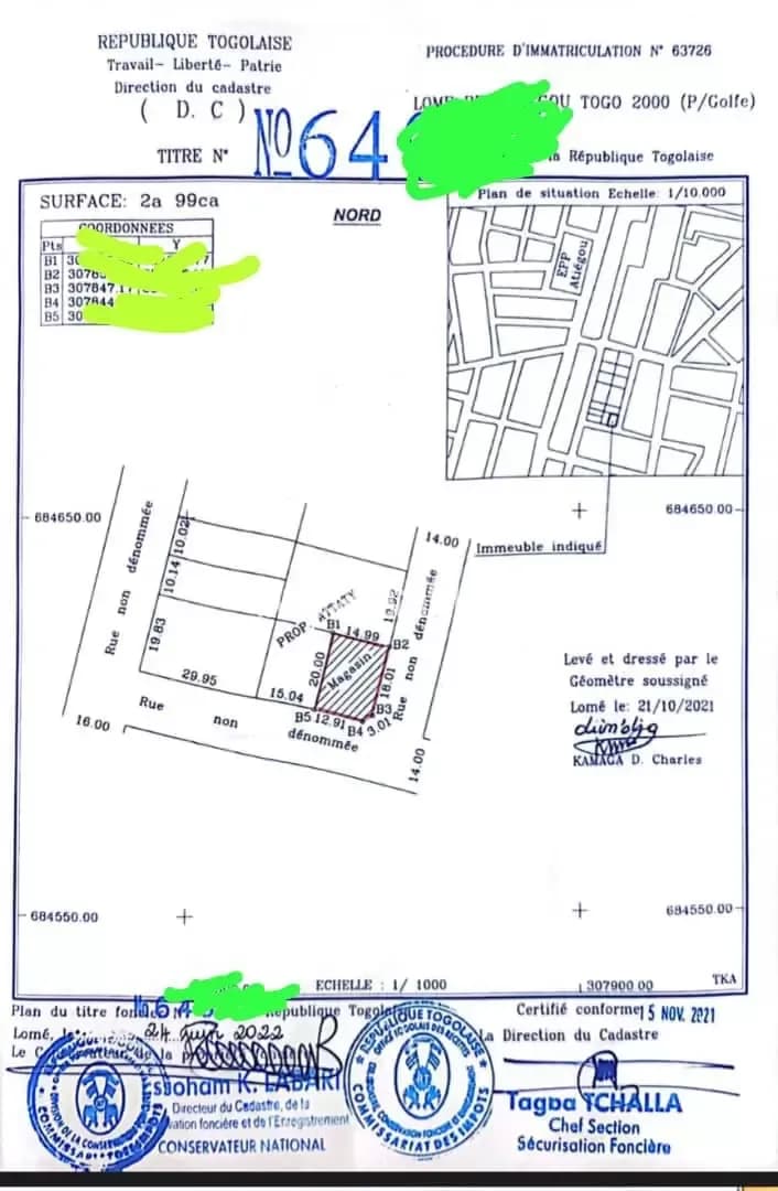 Je mets en vente une parcelle de demi lot avec titre foncier a togo2000 lome togo