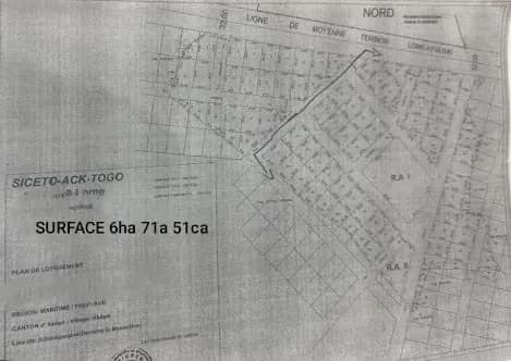 Terrain à vendre, 60 LOTS COLLÉS TRÈS BIEN SITUÉS OUVERTS SUR LA LIGNE DE LA MOYENNE TENSION À AKÉPÉ AU LIEU DIT ADIDOKPUIGBLÉ, lome togo