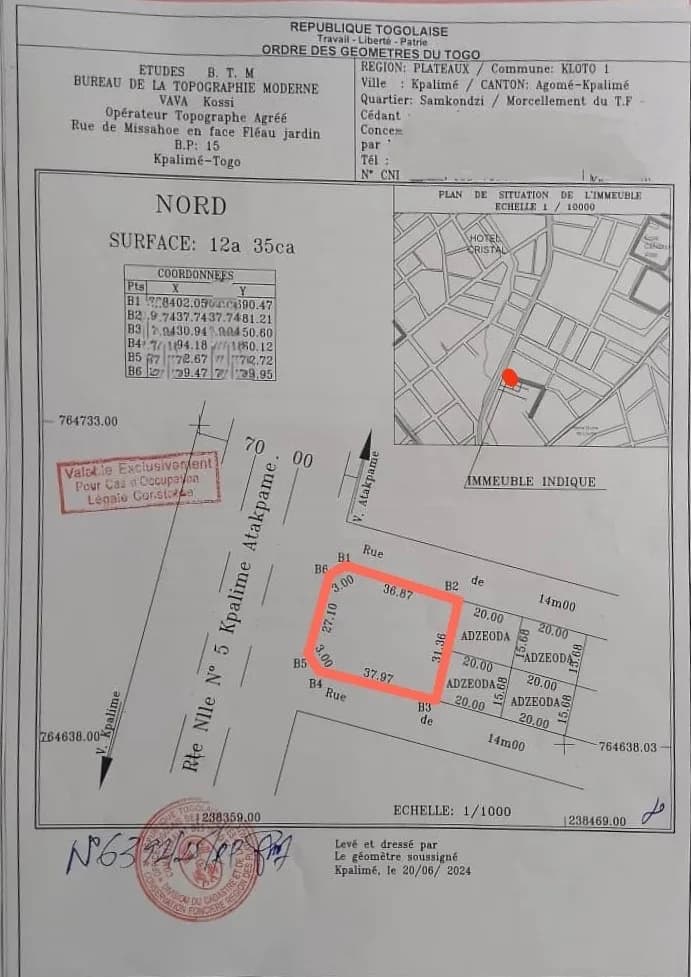 Terrain à vendre, 02 lots collés en 3 angles de rue et en bordure du goudron Agomé sam kondji à Kpalimé togo
